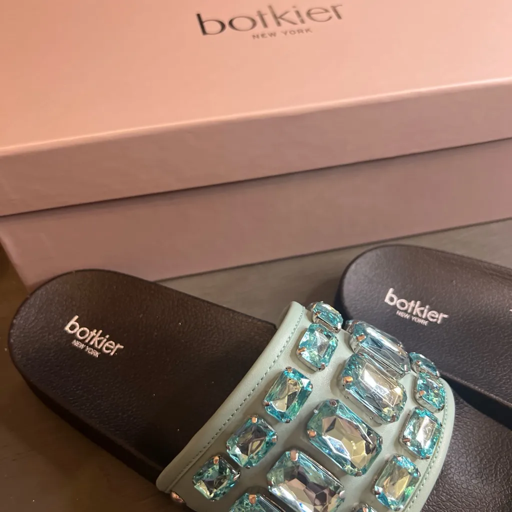 Botkier Black and Blue Sandals with Elegant Design - Image 2