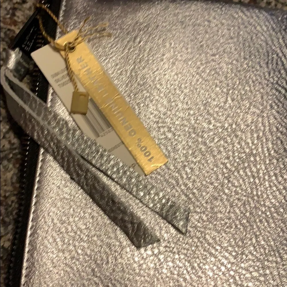 Aimee Kestenberg Silver Dubai Leather Phrase Pouch - Image 6