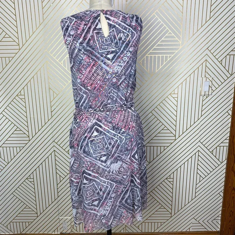 St. John‎ Sport Belted Gray & Pink Geometric Print Tank Dress Size US Small - Image 9