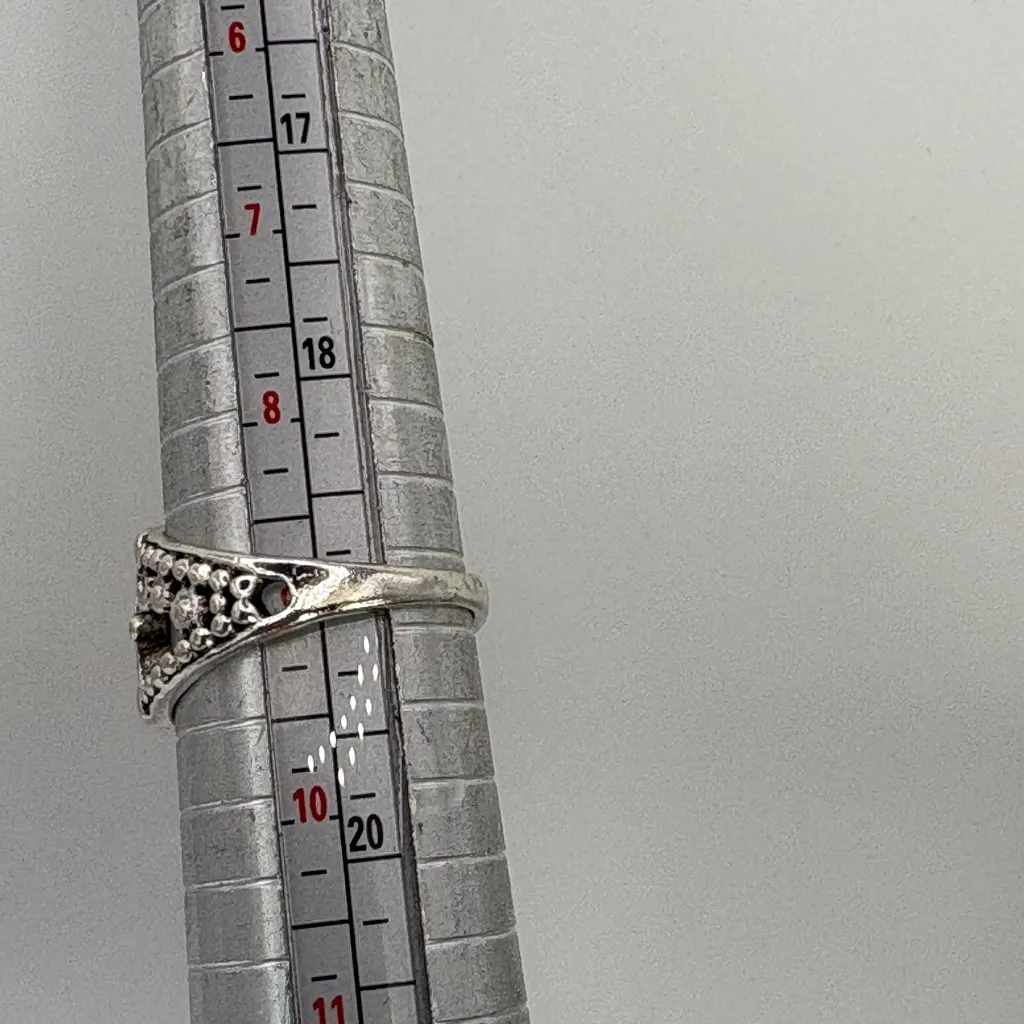 Elegant Vintage Silver Opal Ring 9 - Image 8