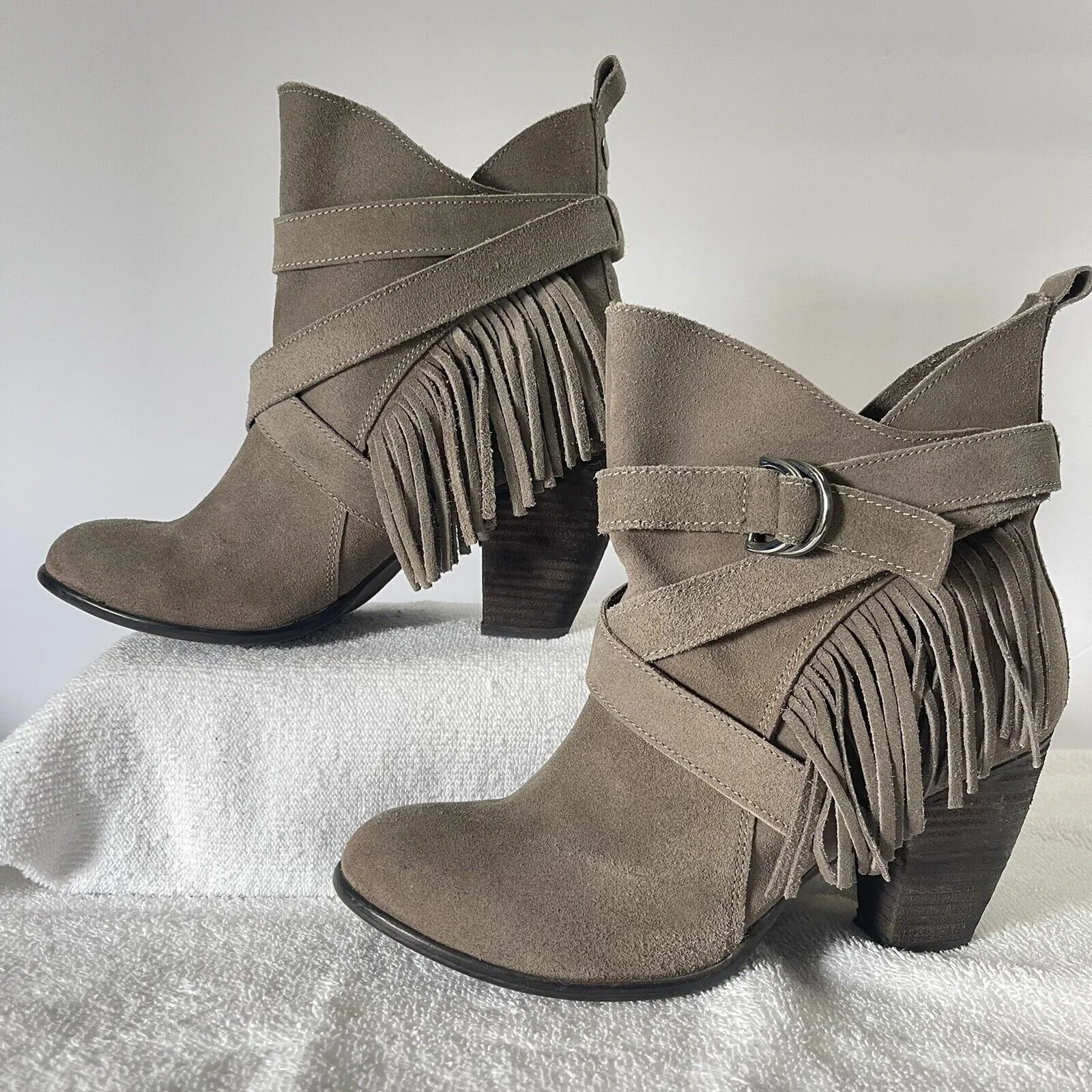 NAUGHTY MONKEY TAUPE LEATHER WILD WINK FRINGE STRAPPY ANKLE BOOTS BOOTIES 8.5 - Image 2