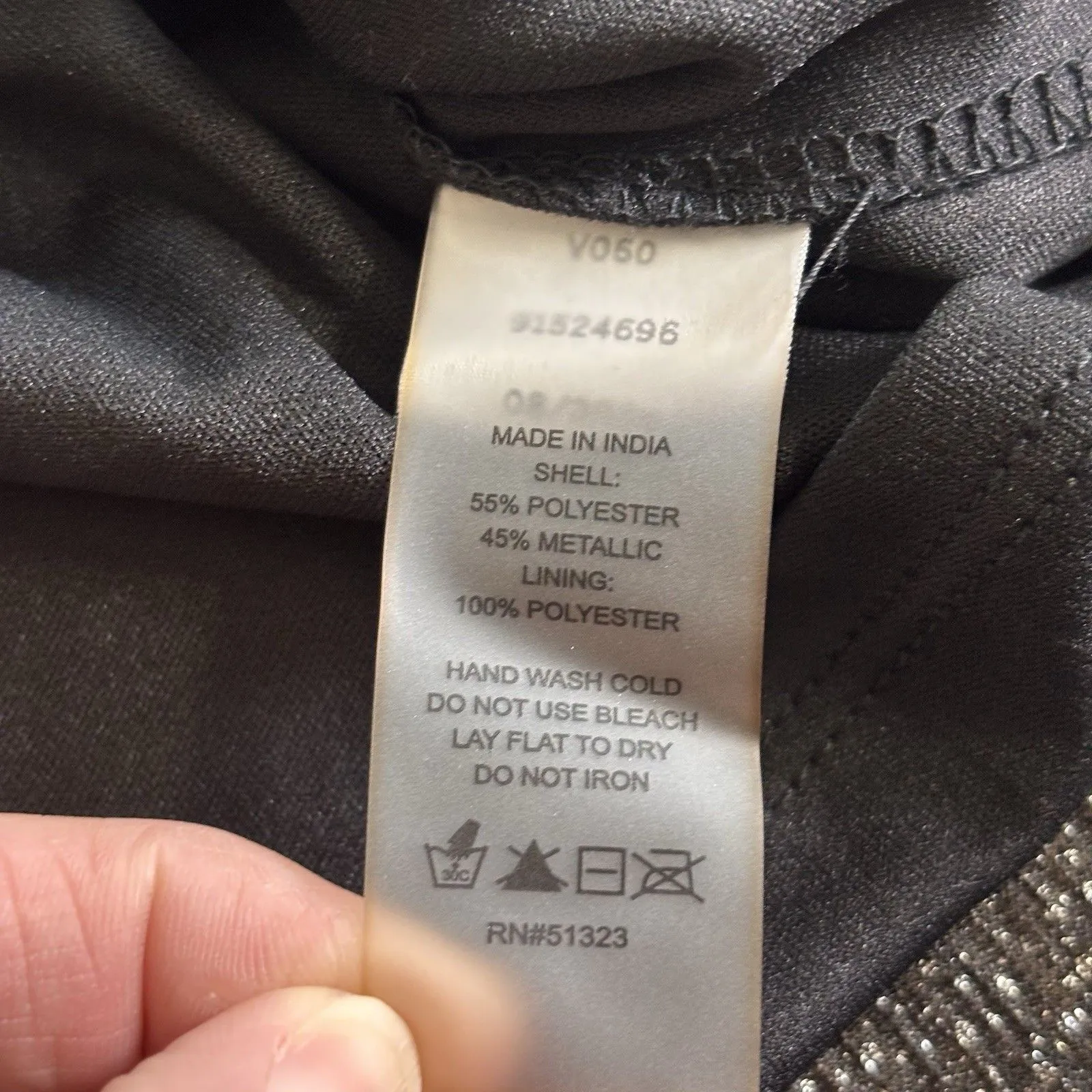 Vince Camuto Women's V-Neck Long-Sleeve Confetti Ready - Rich Black Size XS $79 - Image 9