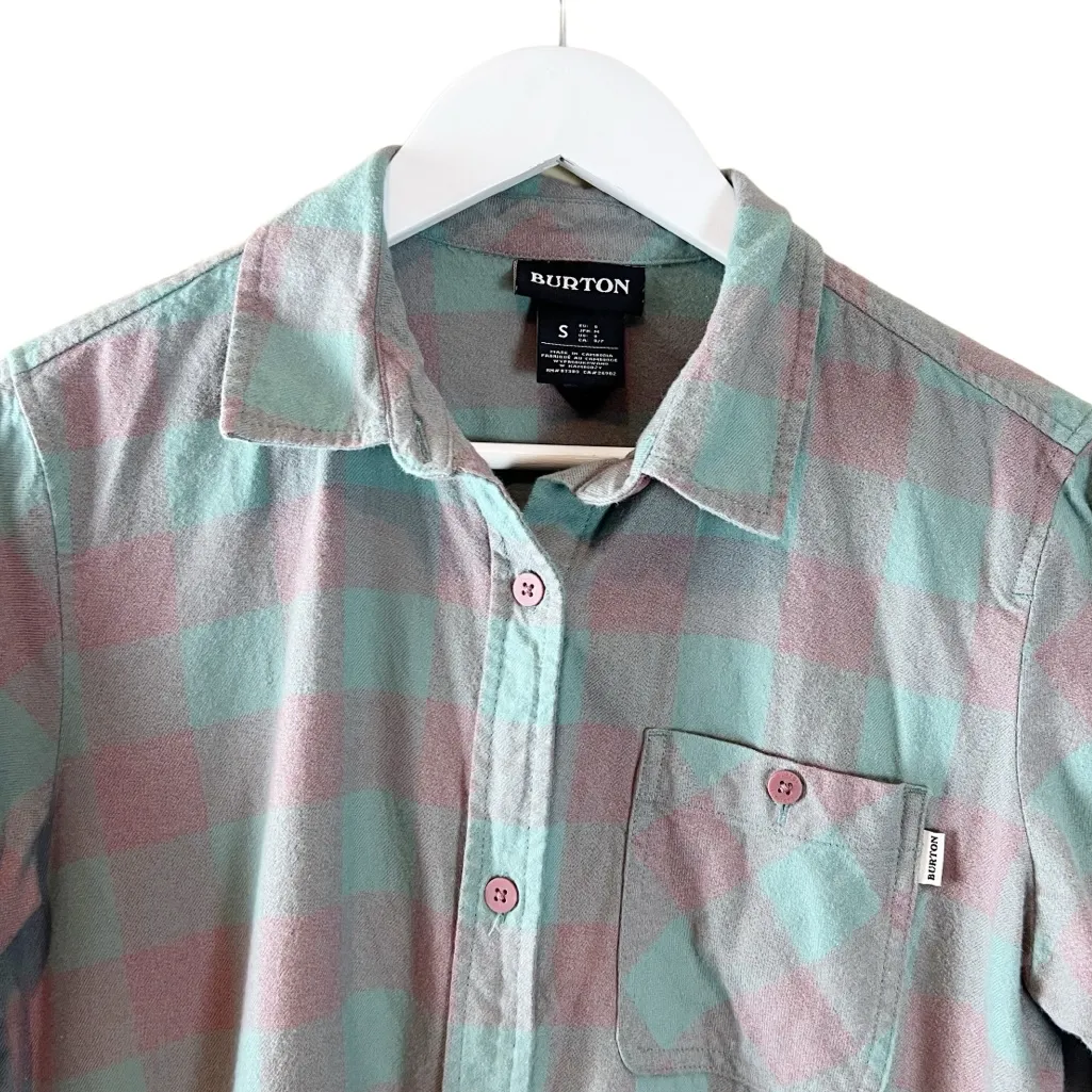 Burton  Grace Flannel‎ Button Down Shirt Sz S - Image 2