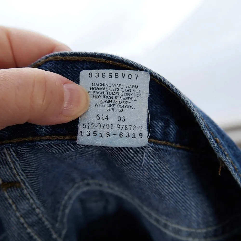 Vintage 2000s y2k Levi 515 Low Rose Cut off Crop Jeans Women's Size 6 - Image 8