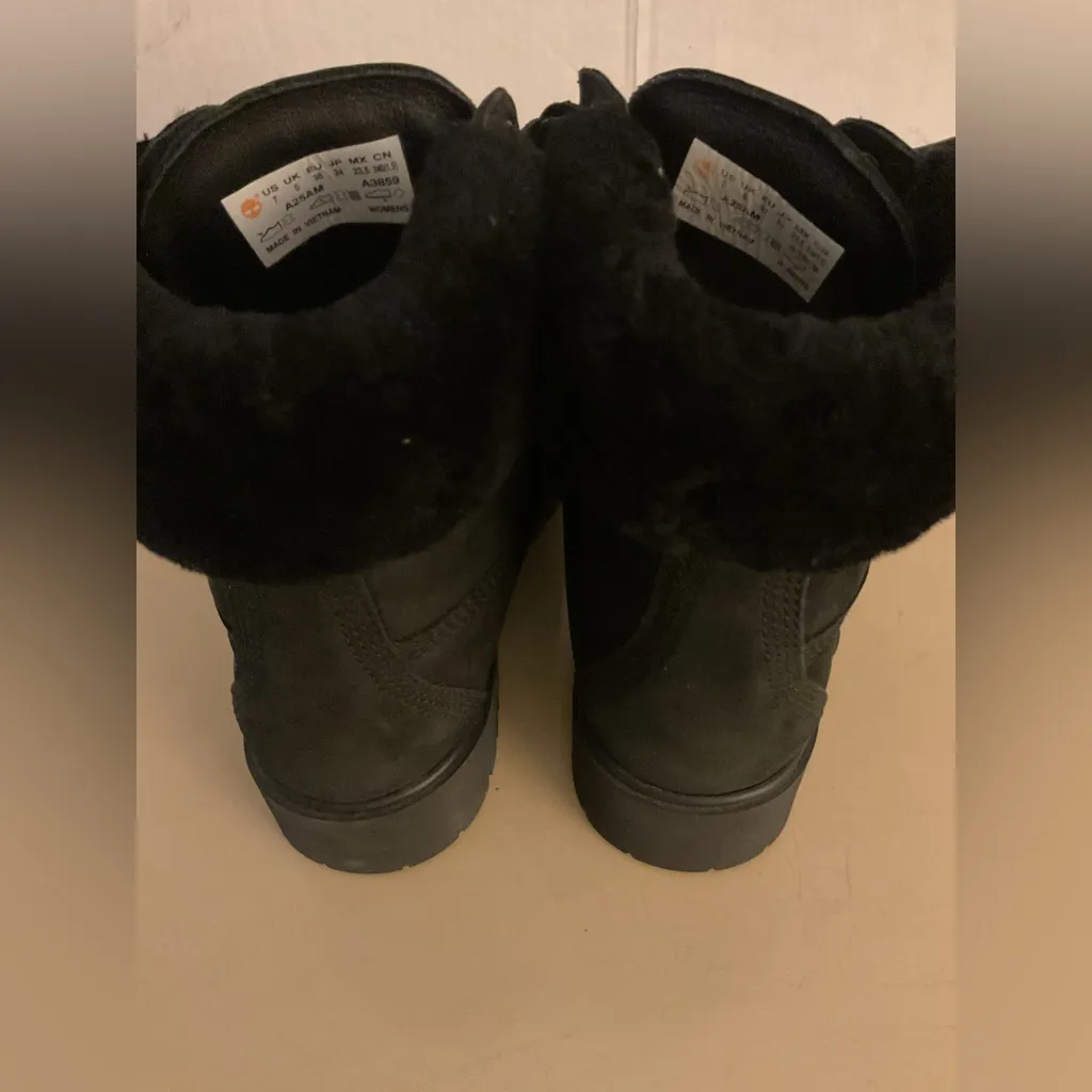 Timberland Women's Black leather fur trim waterproof combat Ankle Boots size 7 - Image 9