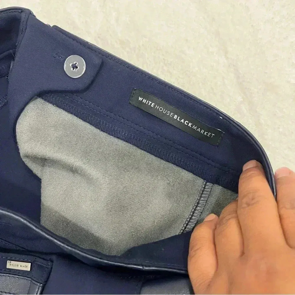 WHBM Vegan Leather Front Ponte Back Leggings size 00 - Image 9