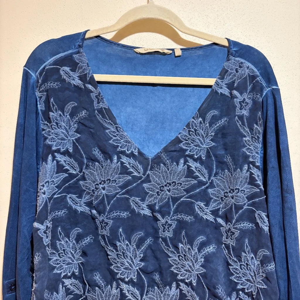 Soft Surroundings 3X Kimbra Embroidered Floral Blue Lace V Neck Roll Tab Top - Image 2