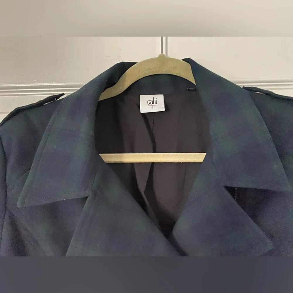 CABI Tartan Plaid Asymmetrical Zip Moto Blazer
Jacket EUC 3181 Size 8 - Image 5