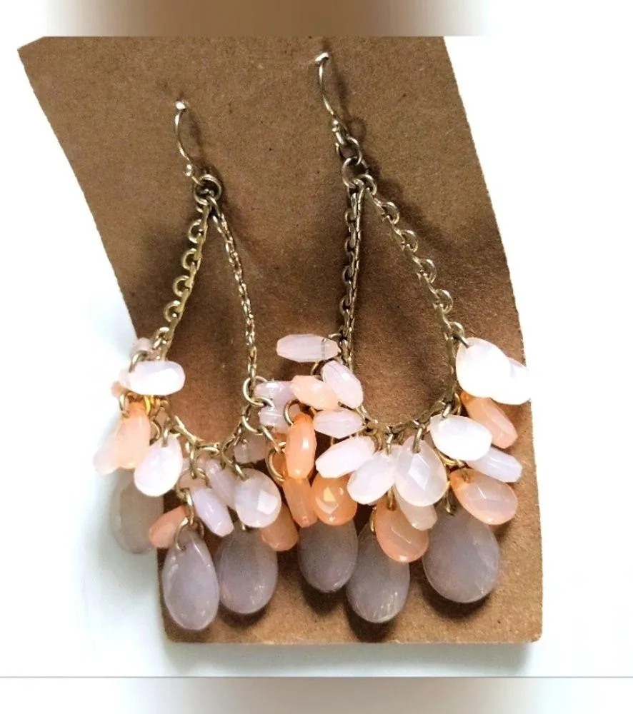 BRAND NEW Pink Chandelier Earrings - Image 3