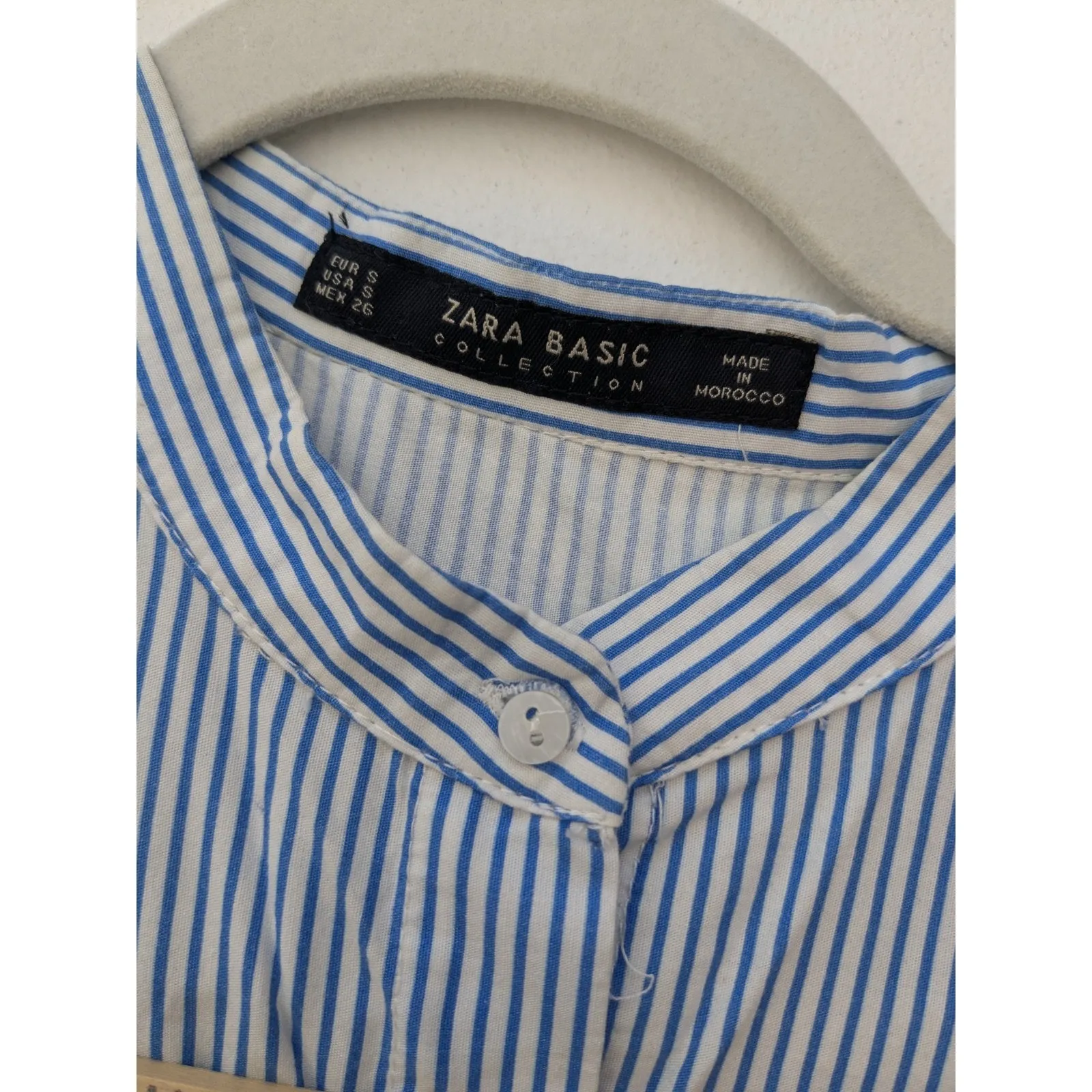 Zara Women's Romper Playsuit Blue And White Parrot Flower Size Small - Image 6