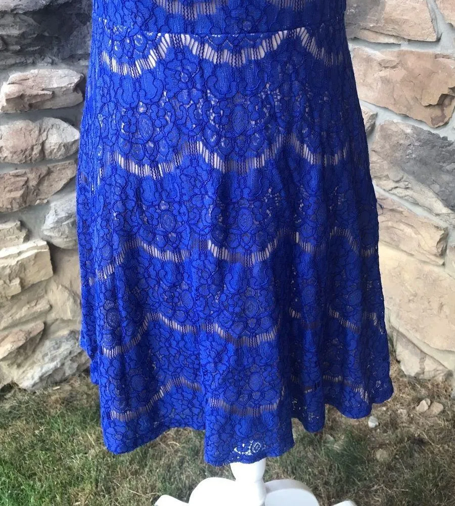 Love, Fire Lace Dress Blue Size undefined - Image 4