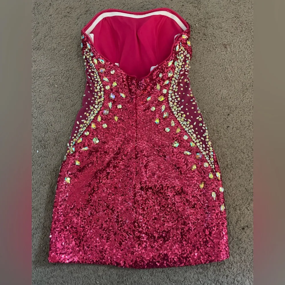 Karishma Strapless Sweetheart Cut Sequin and Crystal Rhinestone Bodycon Dress Pink Size 4 - Image 5