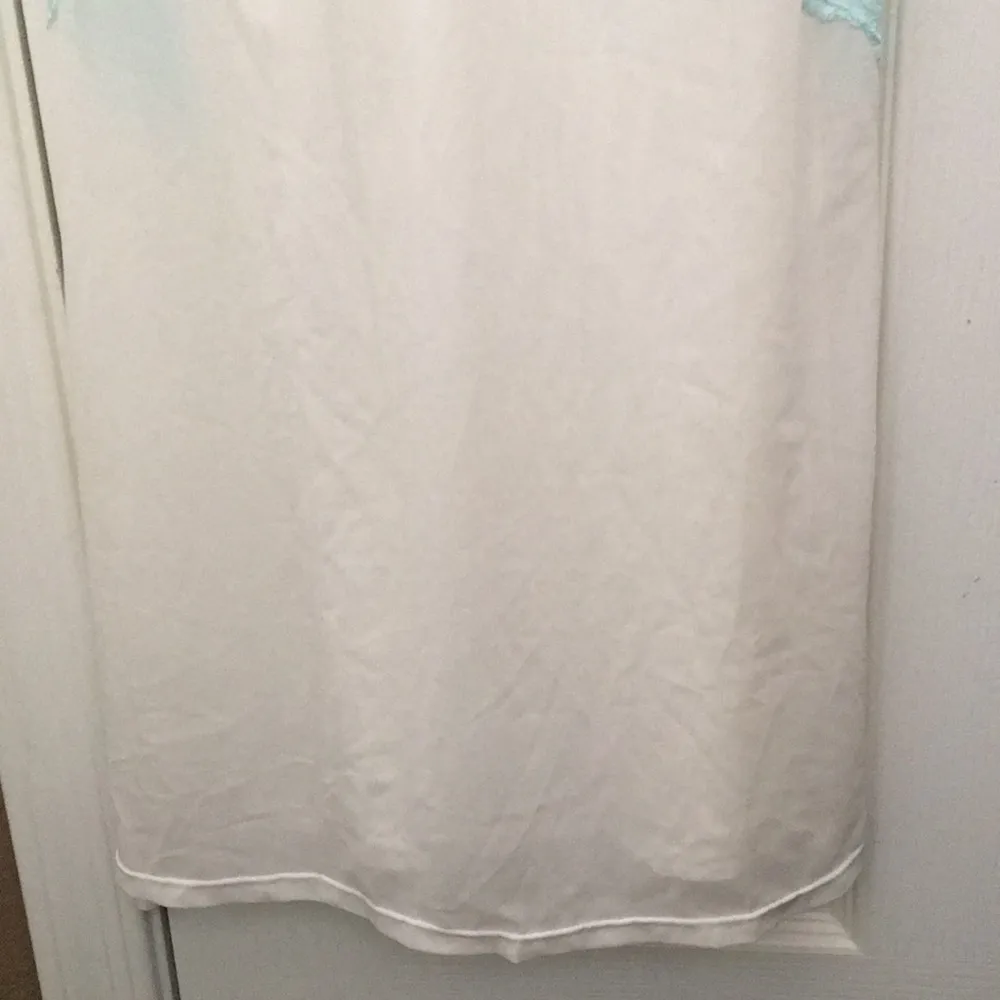 FINAL MARKDOWN Gilligan and O’Malley nighty xl White - Image 3