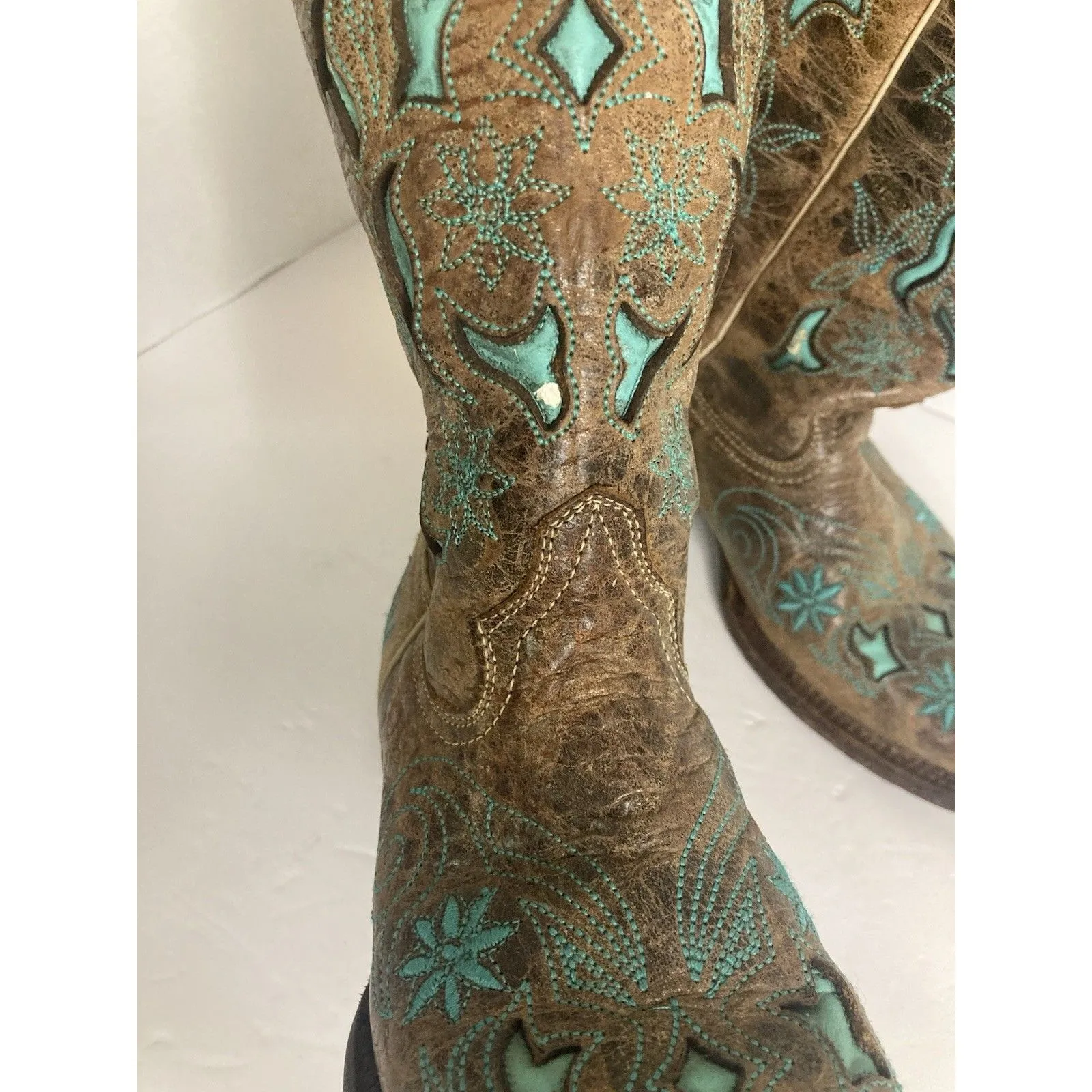 Brown Leather Women’s Cowgirl Boots Size 5 Embroidered Floral Inlay Turquoise - Image 7