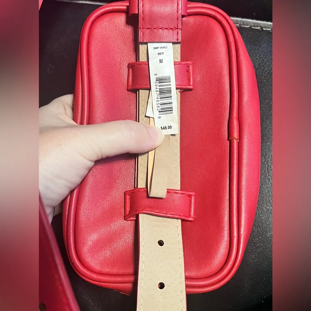 Steve‎ Madden Quilted Belt Bag Red Medium Adjustable Zippered Faux Leather - Image 7