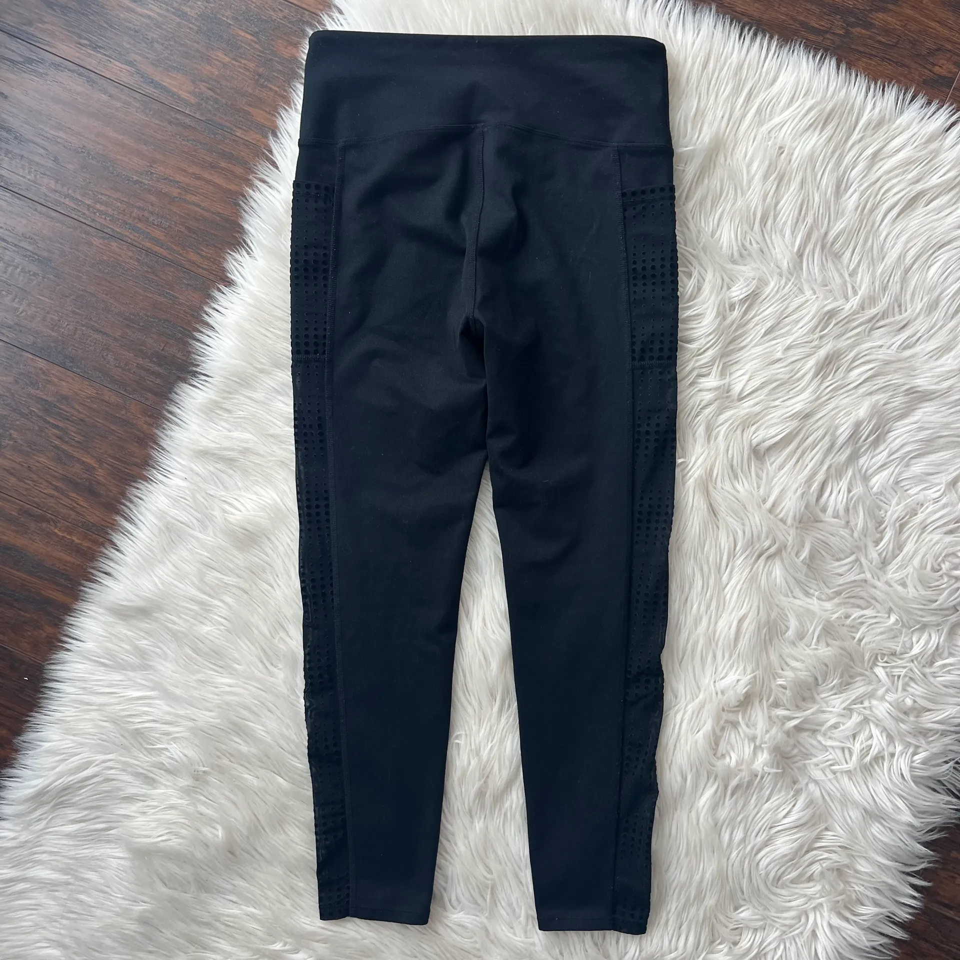 Active Ascending Dot Pocket Leggings - Image 7