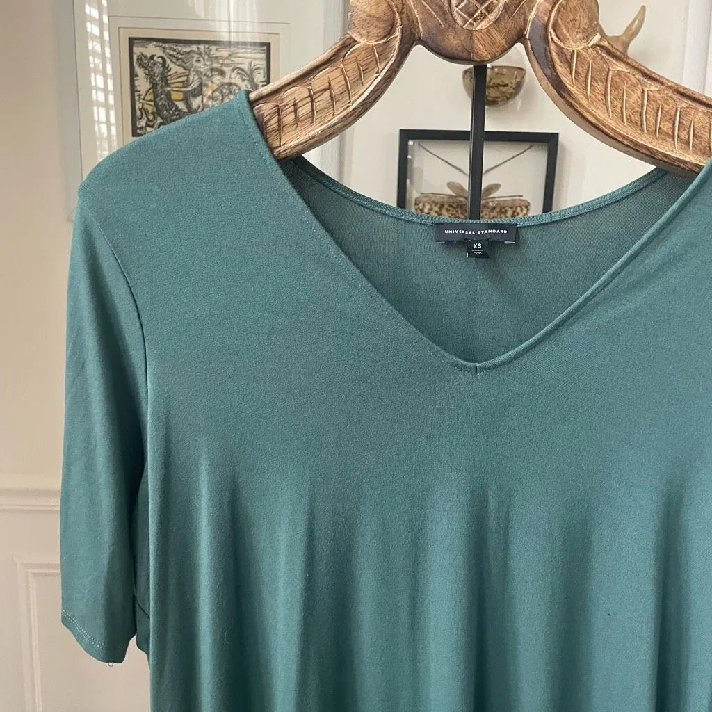 Universal Standard Liquid Jersey Emma V Neck Easy Tee Green XS 10 12 L - Image 2