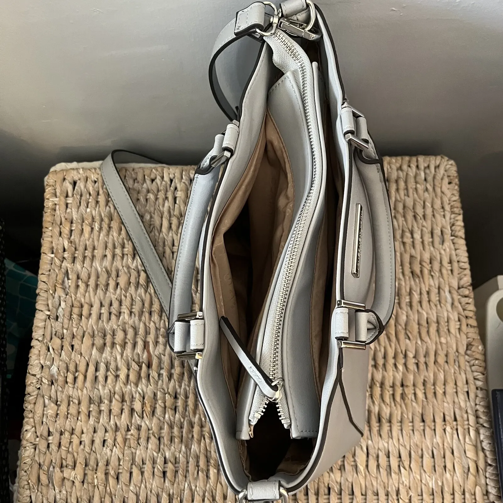 NWOT NINE WEST handbag PURSE GRAY long Strap & Handles 9x6x13 - Image 5