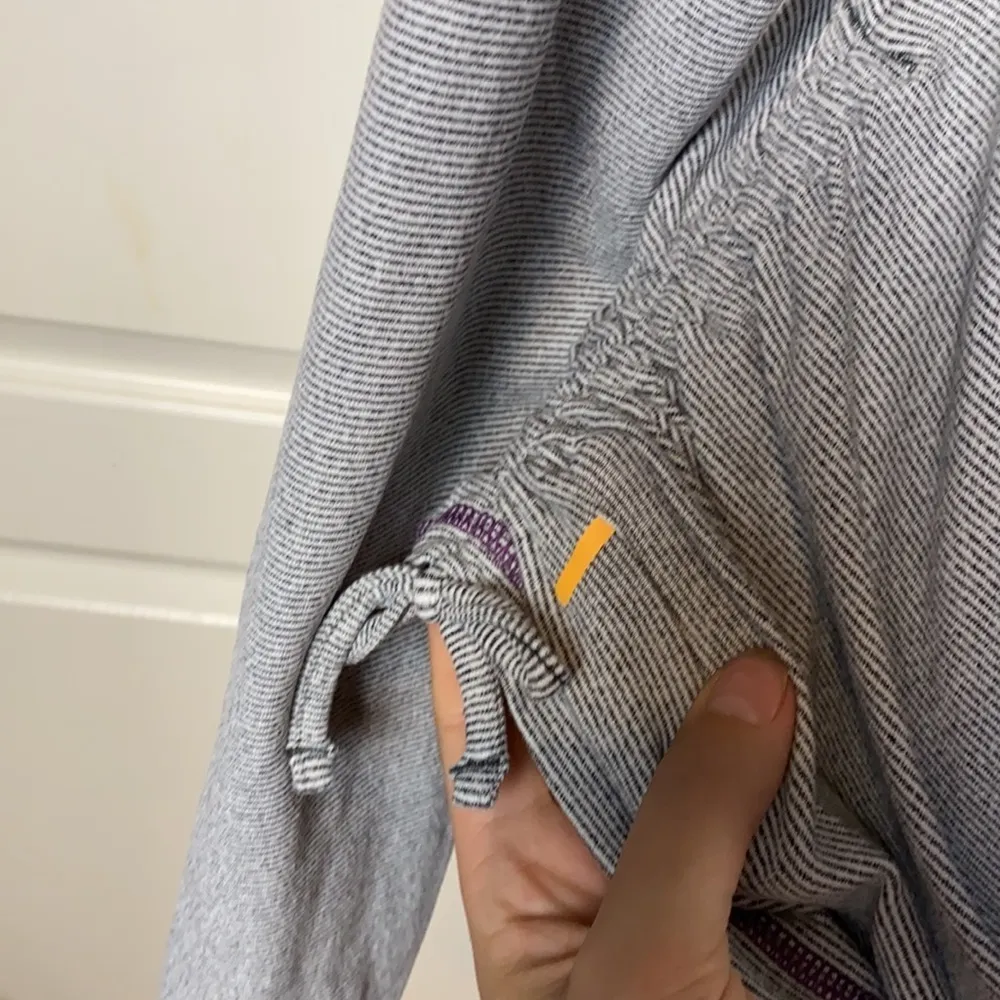 LUCY LONG SLEEVE PURPLE MINI STRIPE ATHLETIC LONG SLEEVE Size M - Image 6