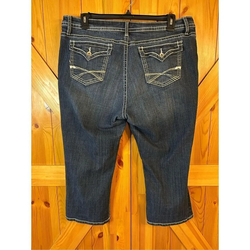 A.n.a. Crop Back Flap Pockets Women's size 20W Dark Wash Blue Denim Jeans (0885) - Image 4