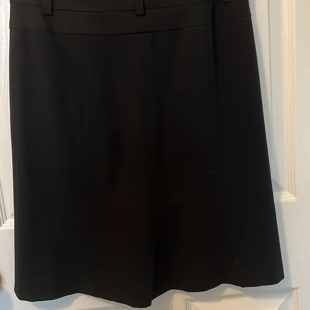 Black flare mini nwt poleci size 4 belt loops zip front - Image 4