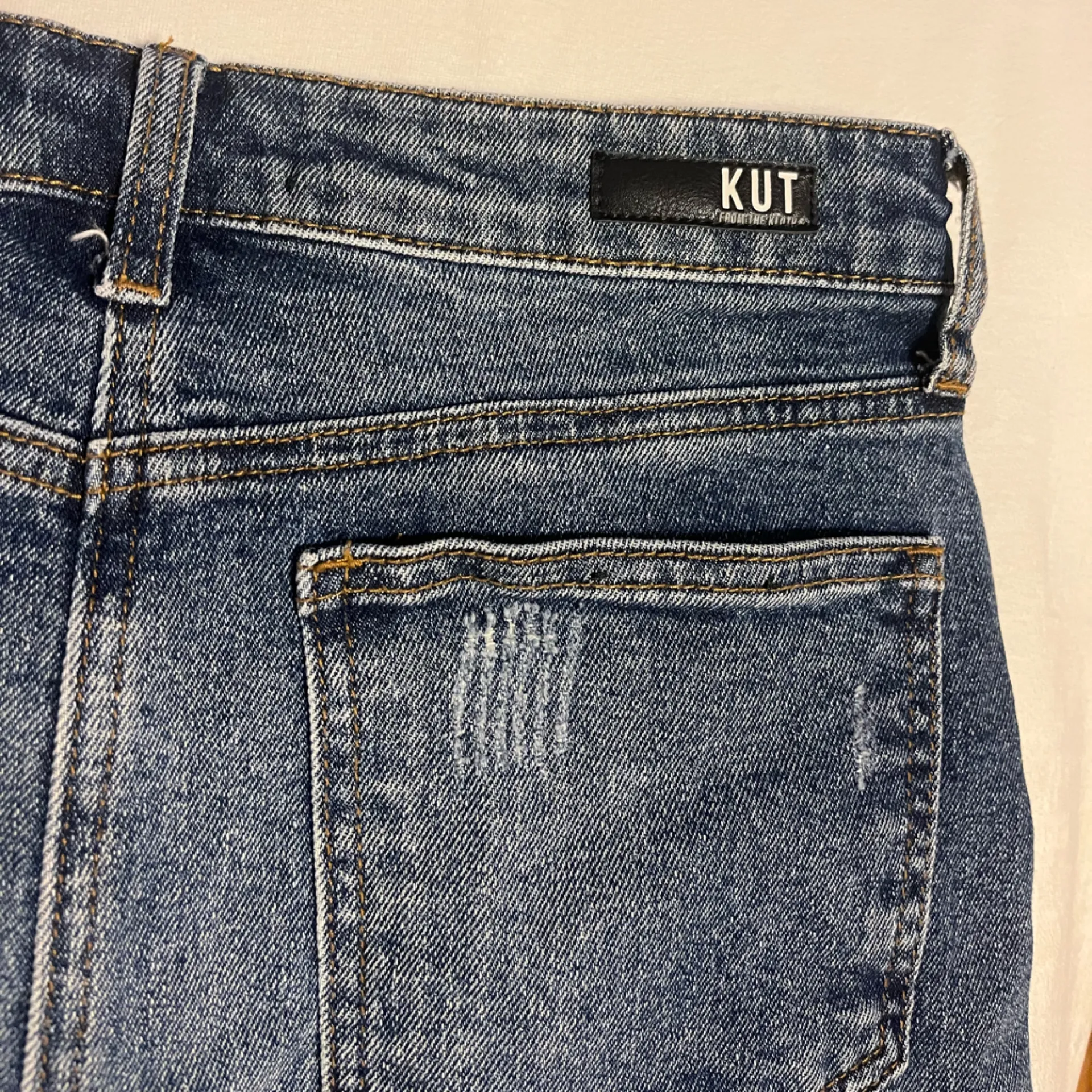 Kut from the Kloth Blue Distressed Denim Mini Skirt size 4 - Image 7