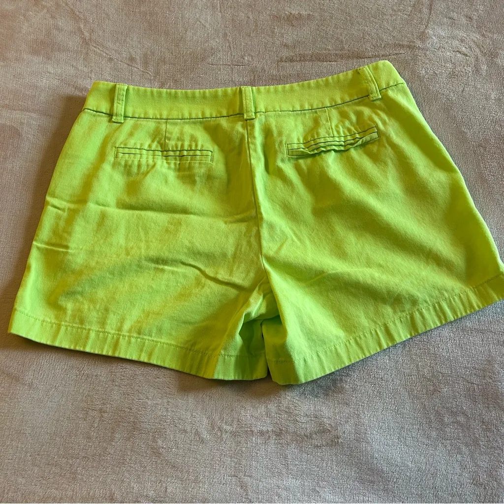 J. Crew green cotton chino shorts size 8 zipper fly casual summer - Image 2