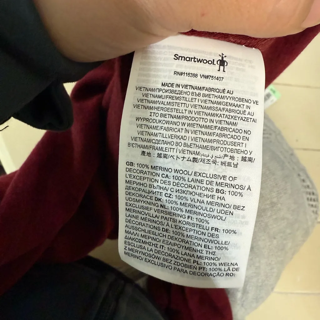 Smart wool sweater - Image 6