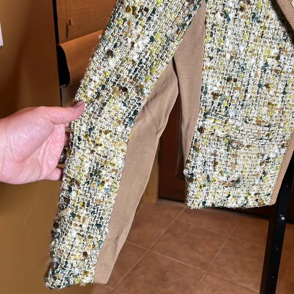 CACHÈ Boucle Tweed Preppy Blazer Jacket Size 10 - Image 4
