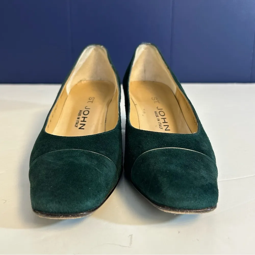 St John Vintage Green and Gold Low Suede Heels Size 6 - Image 3