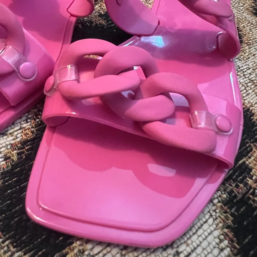 Pink chain jelly slide sandals - Image 7