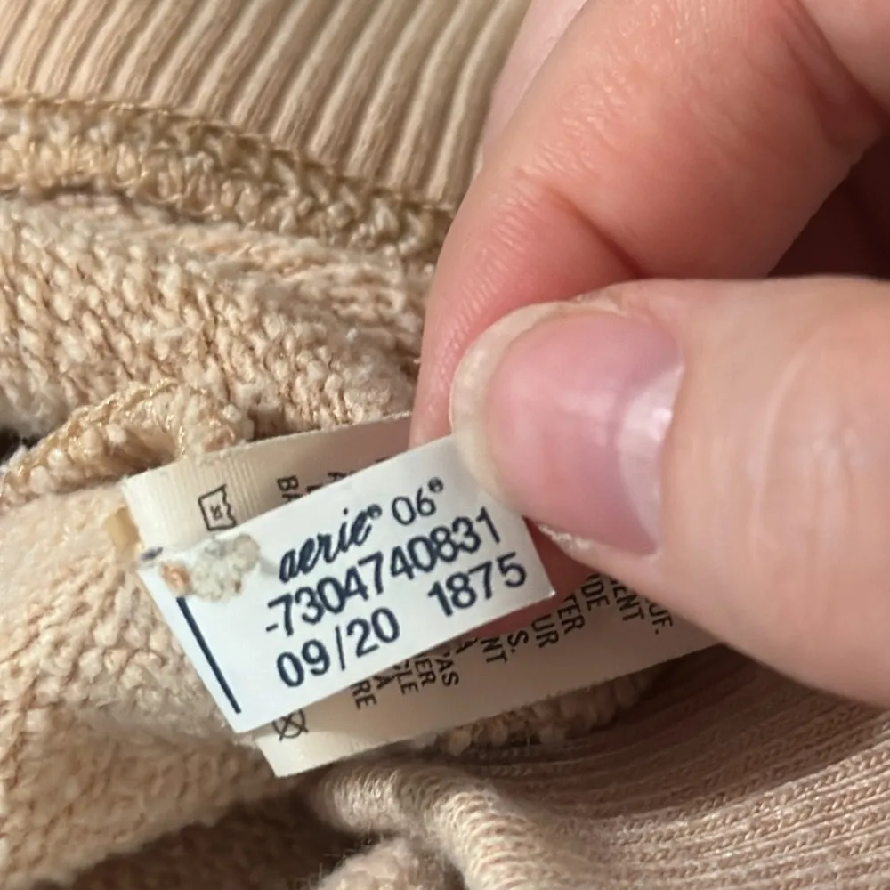 Aerie oversize distressed hoodie peachy beige size S - Image 14