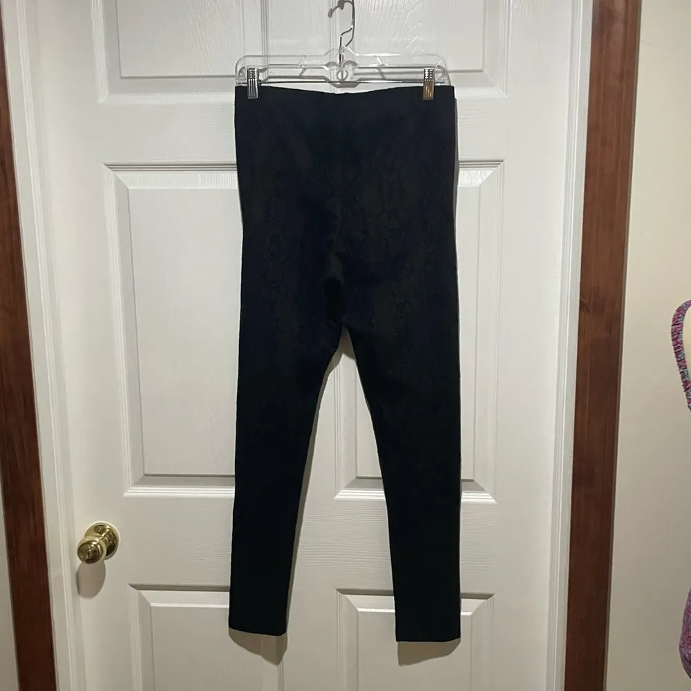 NWT David Lerner New York Snake Print Flocked Classic Leggings - Image 4