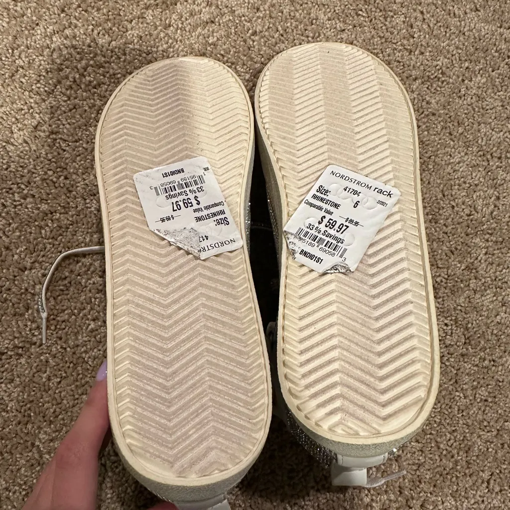 Steve Madden Bondi High Top Sneakers Size 6 - Image 9