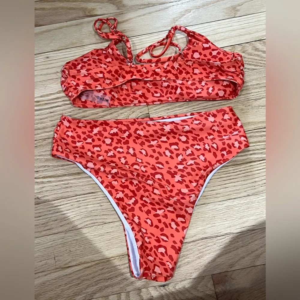 SHEIN Women's Leopard Print Swimsuit Bikini Set Swimwear - Image 2