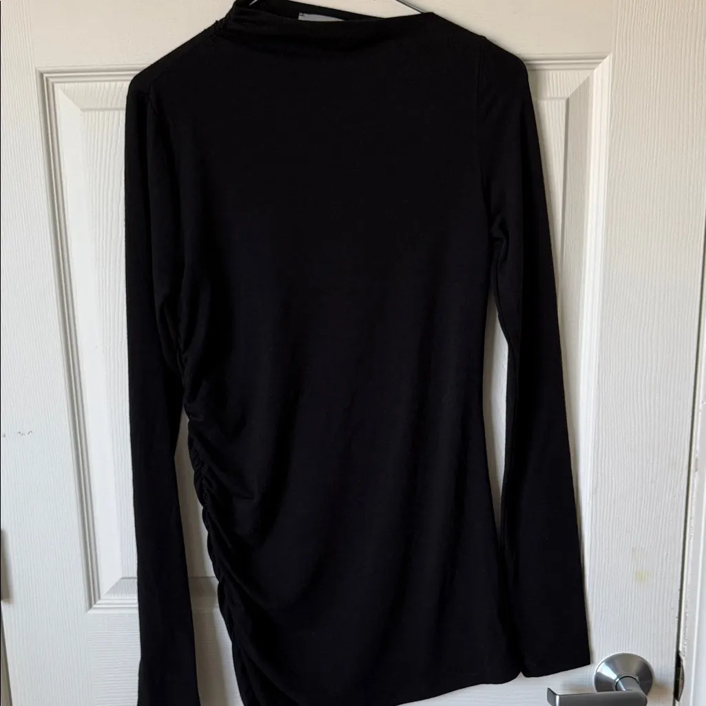Modern Citizen  Classic Black Long Sleeve Top. - Image 2