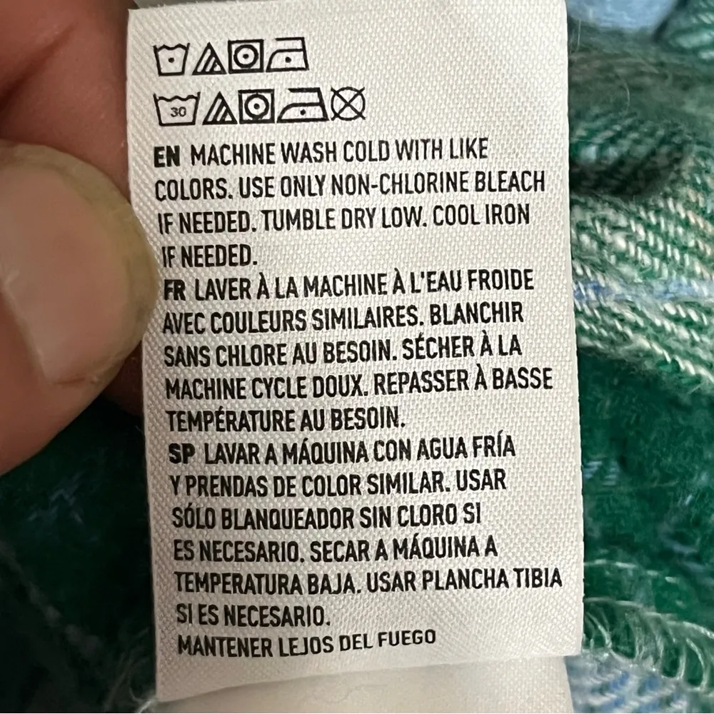 Women’s American Eagle Long Sleeve Flannel Shirt Green & White‎ Plaid Size Small - Image 5