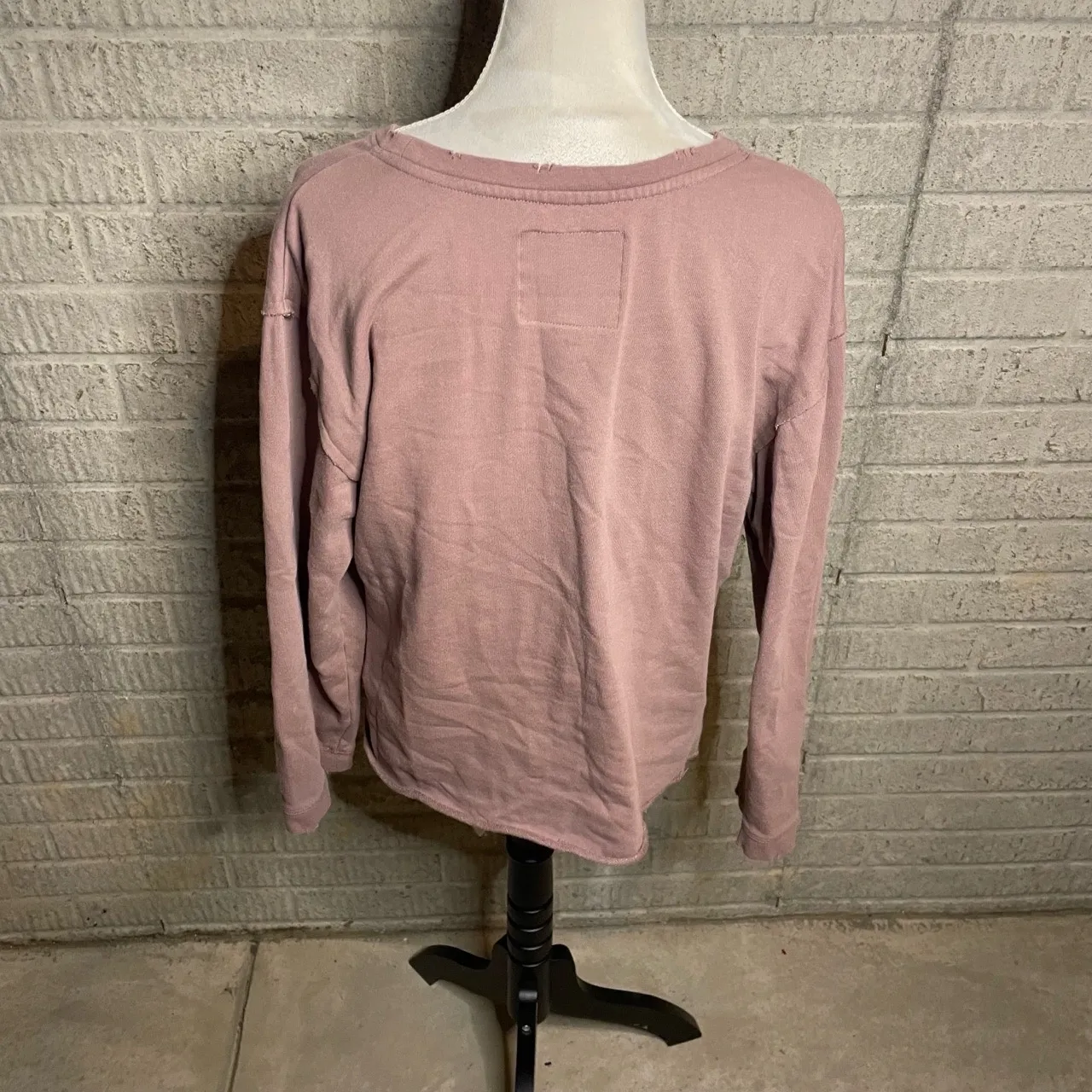 Peace Love World‎ Mauve Raw Edge Crewneck Distressed Casual Sweatshirt Size XS - Image 3