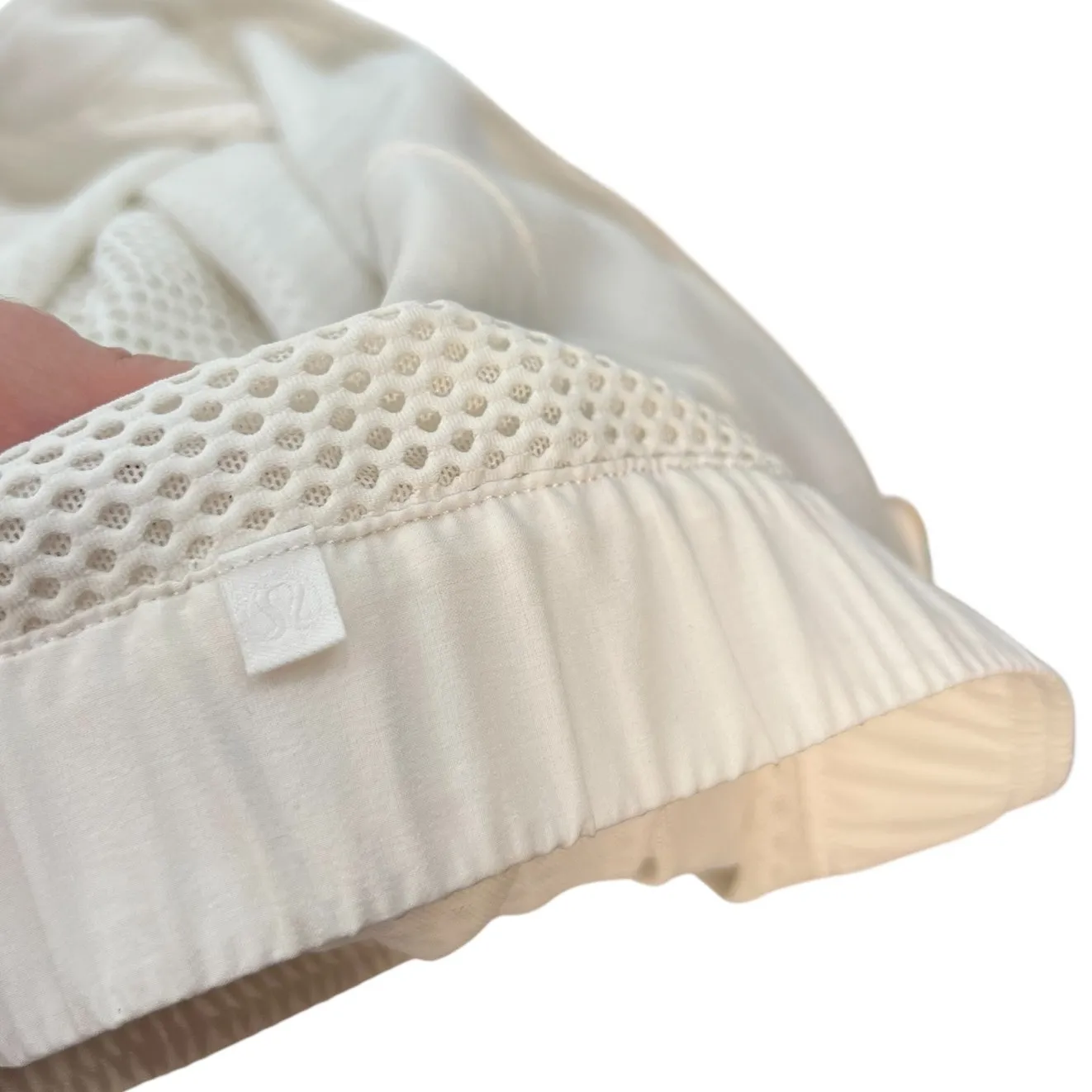 Lululemon Mesh on Mesh Jacket Zip‎ Up Hooded White Size 10 - Image 12