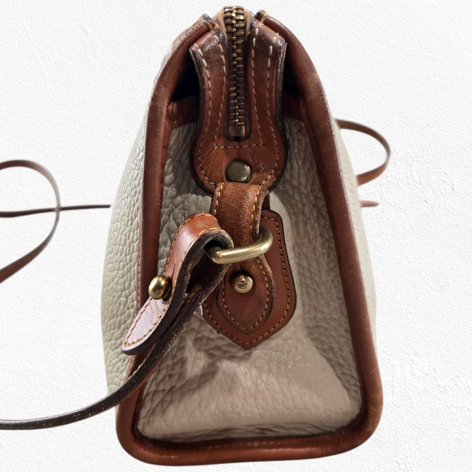80s Vintage Dooney and Bourke Pebbled Leather USA Made All Weather Satchel Purse - Image 7
