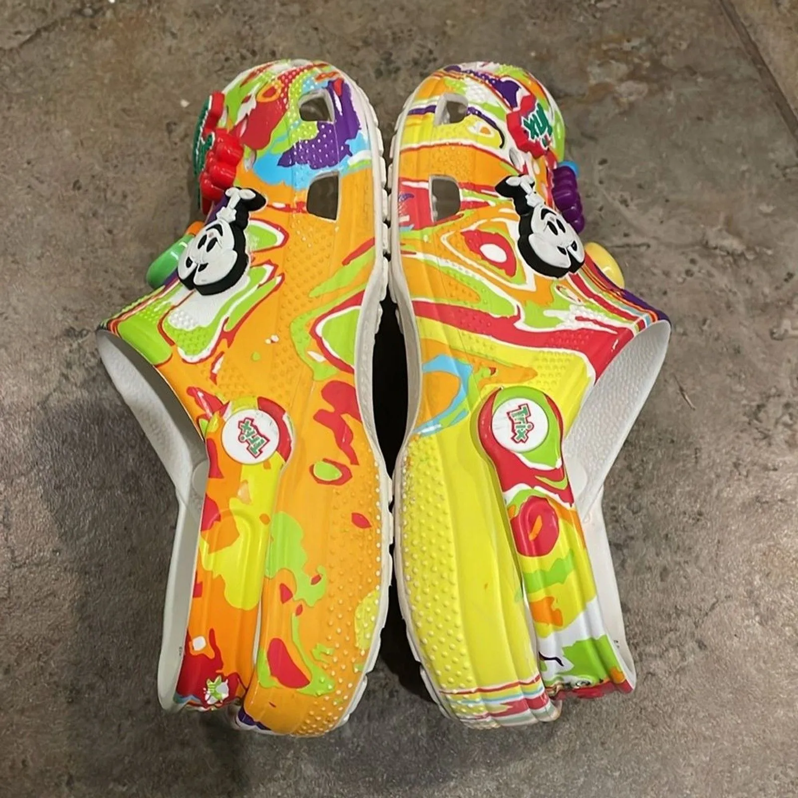 CROCS x Trix Classic Clog Shoe Unisex Size J4 and Womens 6 Limited Edition - Image 12