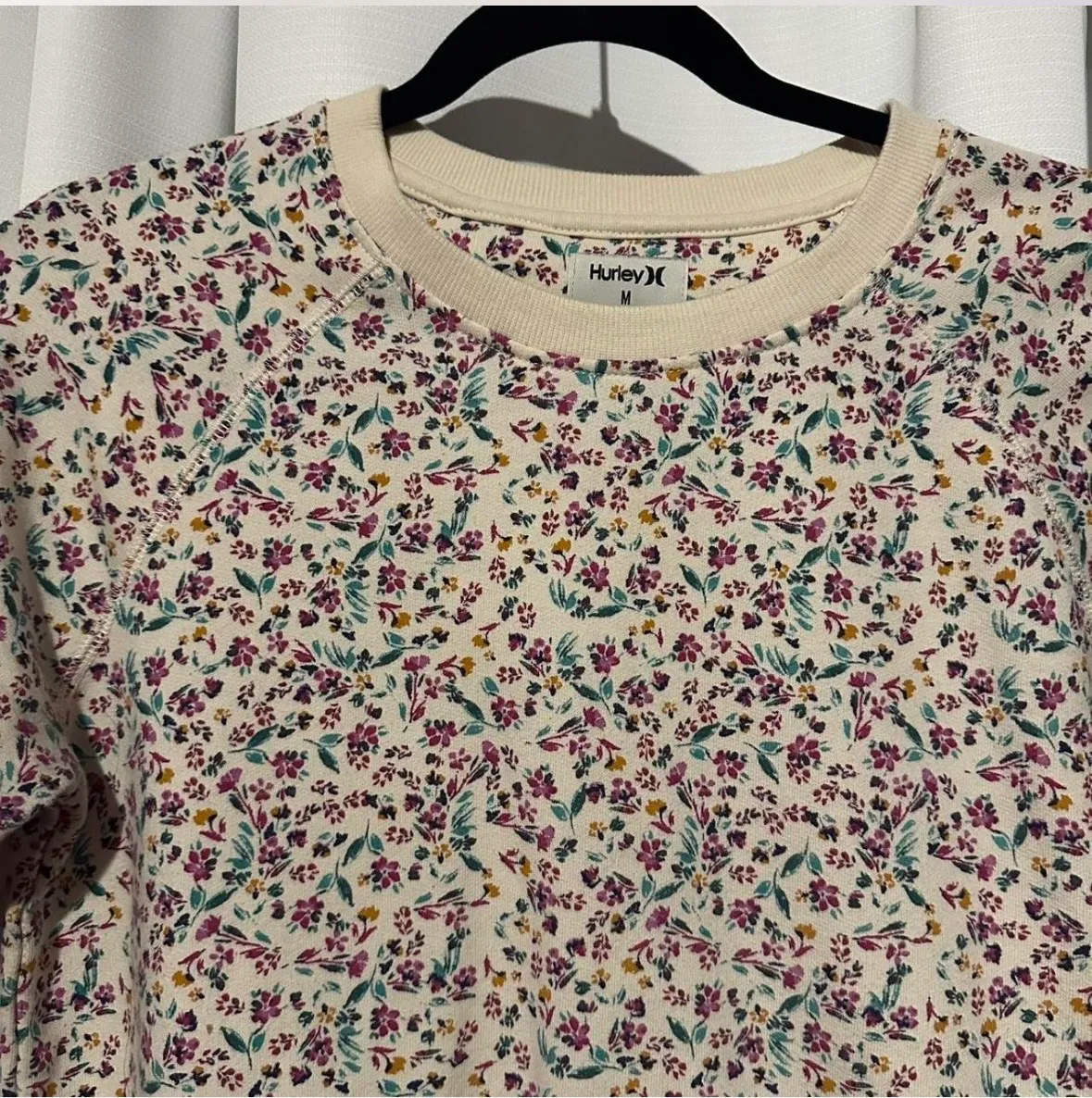 Hurleys Junior Shrunken Raglan Crewneck Sweatshirt size M - Image 2