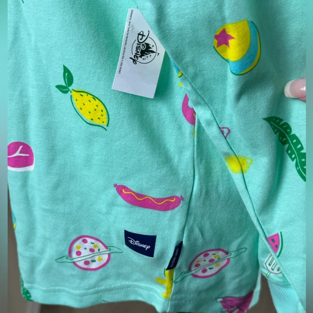 Disney SPIRIT JERSEY Toy Story CHILLIN’ Woody Buzz Long Sleeve Shirt Small NWT - Image 11