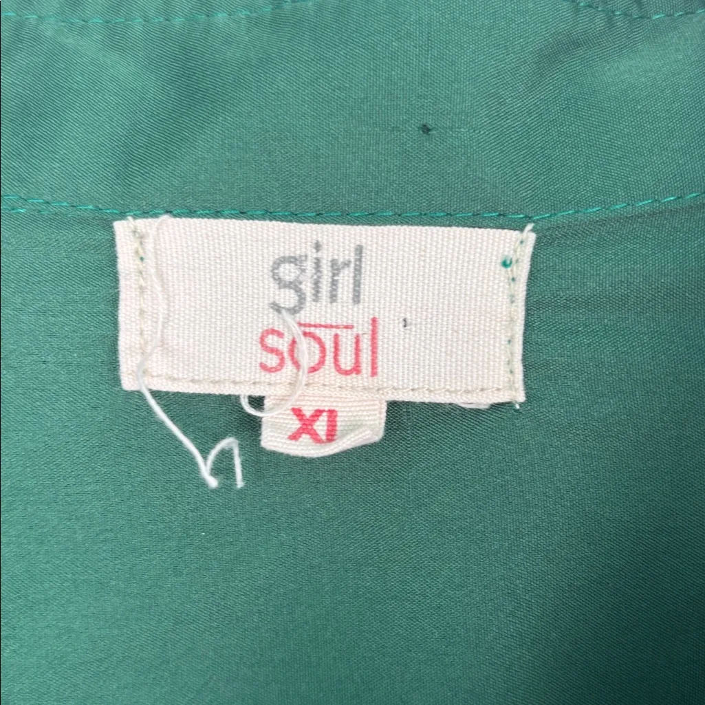 GIRL SOUL BRAND GREEN CROPPED L/S BLOUSE HIDDEN BUTTONS DOWN CENTER OF TOP XL - Image 3