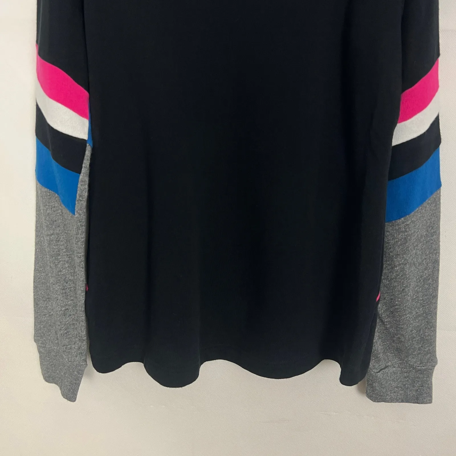 FILA Women's Athletic Pullover Sweatshirt Size Medium - Image 8
