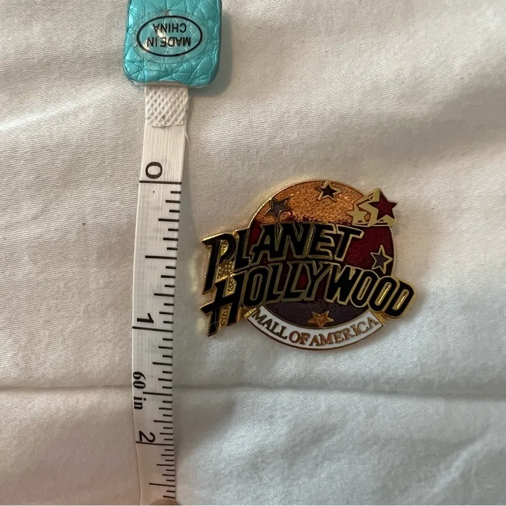 Planet Hollywood Mall of America‎ Vintage Pin - Image 3