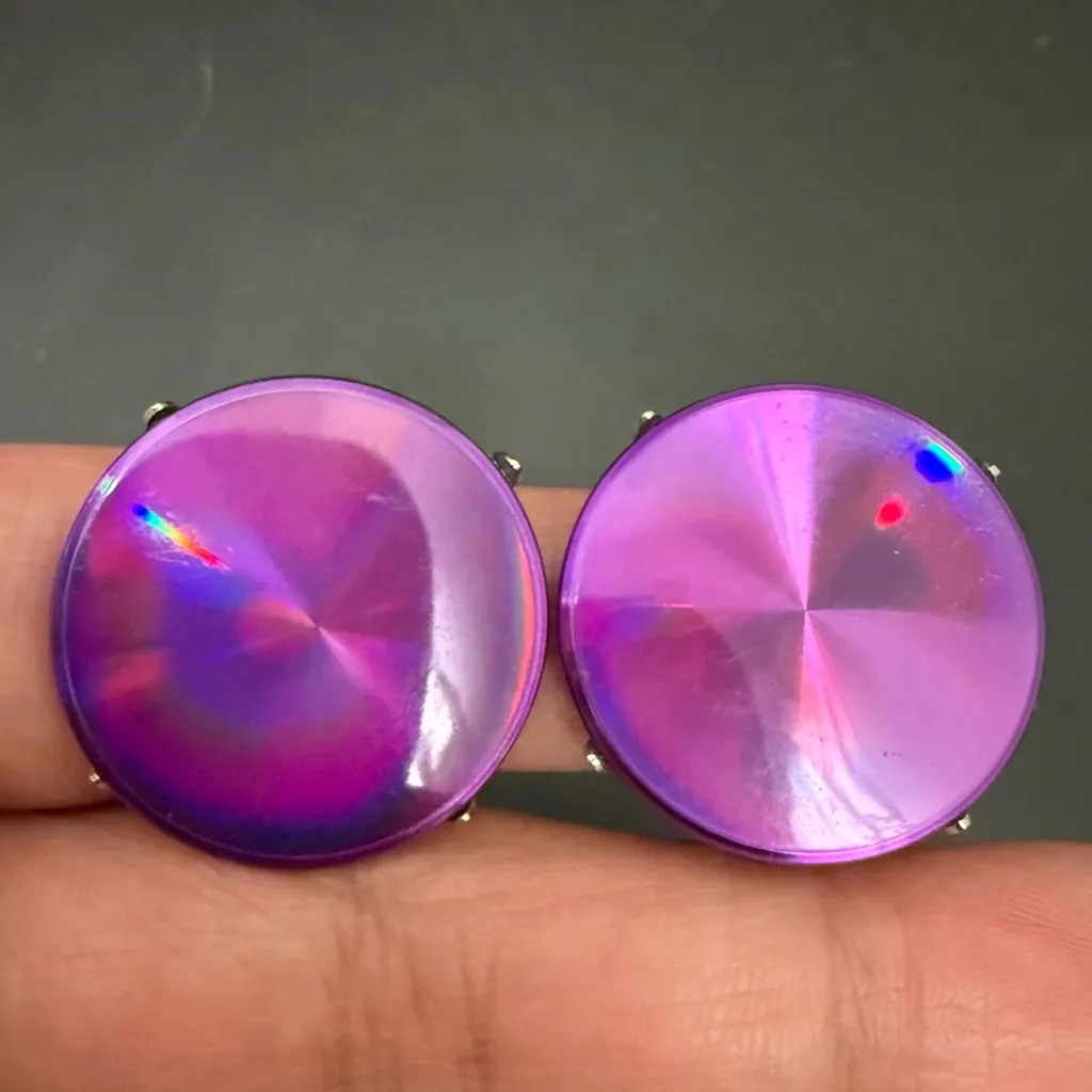 Vintage Jewelerama Holographic Flat Disk Diffraction Jewels Clip On Earrings 9g. Purple - Image 4