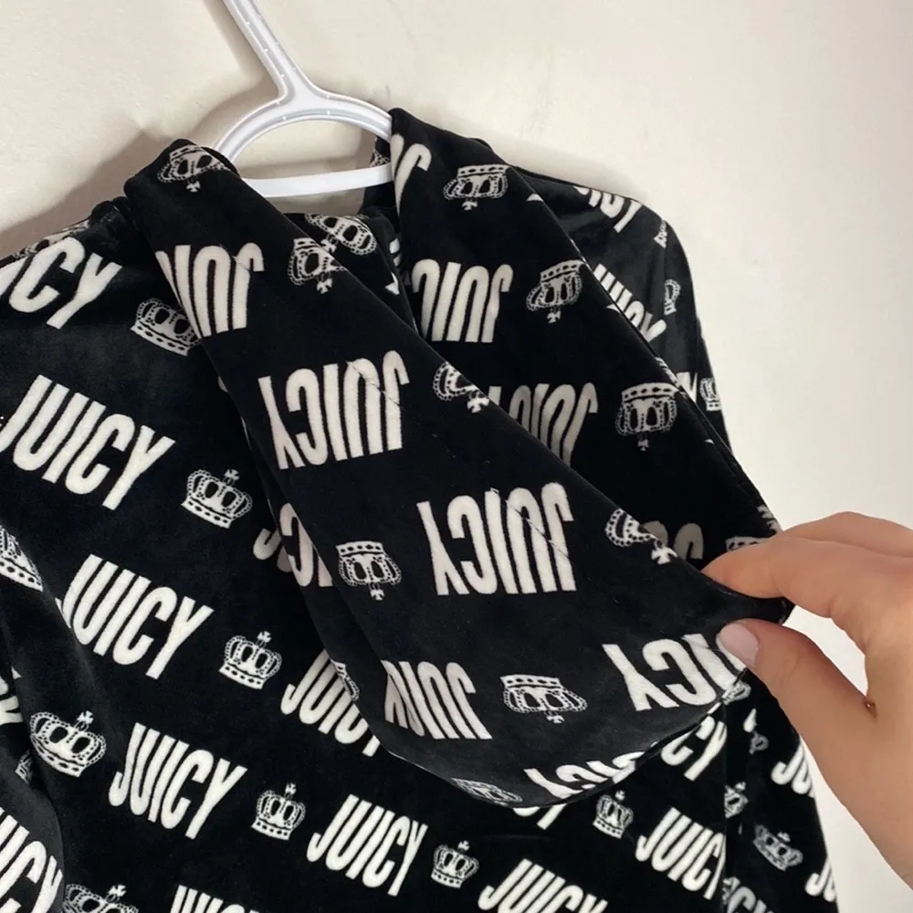 Juicy couture terry cloth crown spell out zip up hoodie size S - Image 5