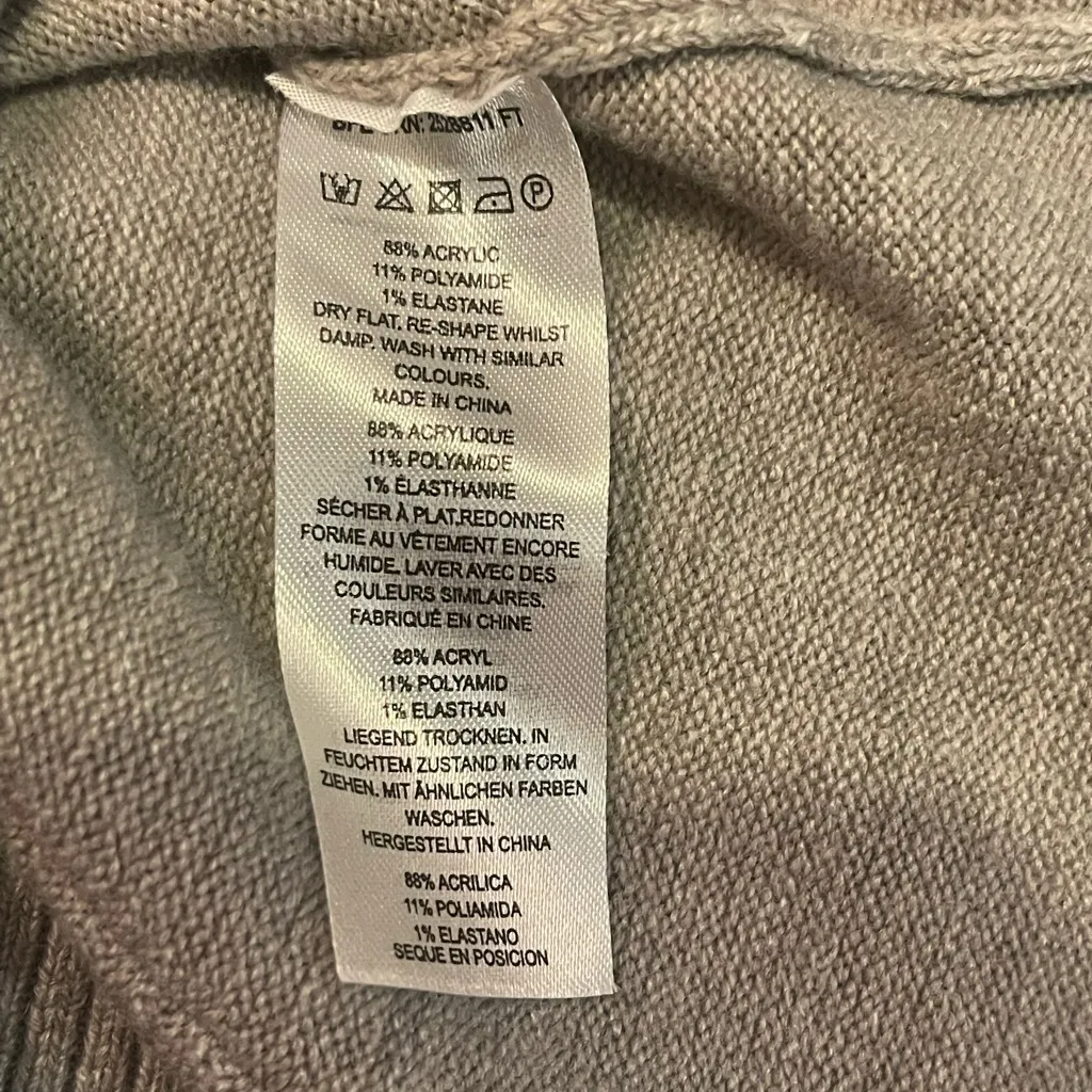 French Connection light beige turtleneck sweater top shirt woman’s M - Image 4