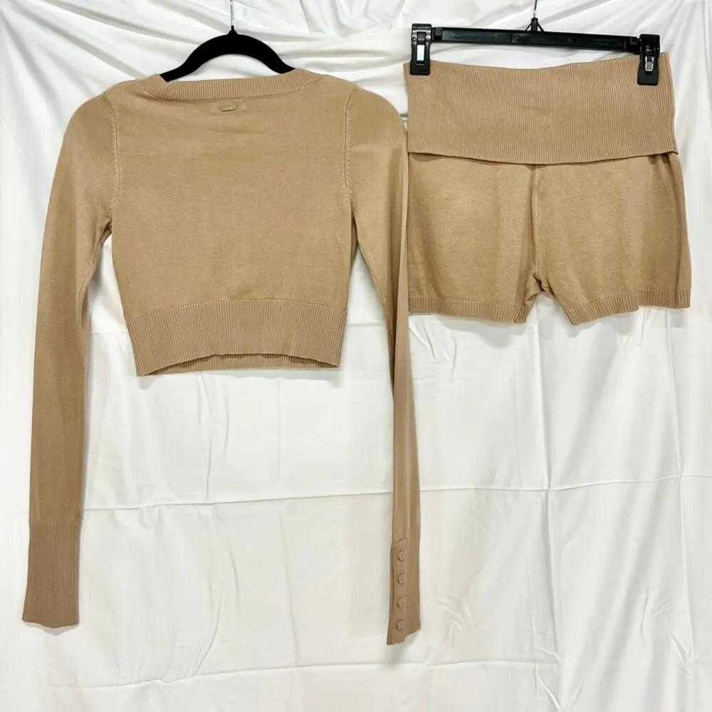 Lounge Knitted Long Sleeve Crop Top & Fold Waist Shorts Set Tan Women's Size XS - Image 9